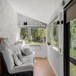 4 Bedroom Amazing In Casa de Férias Martofte