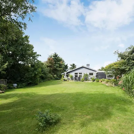 Hébergement de vacances Magnifique Maison De 4 à *